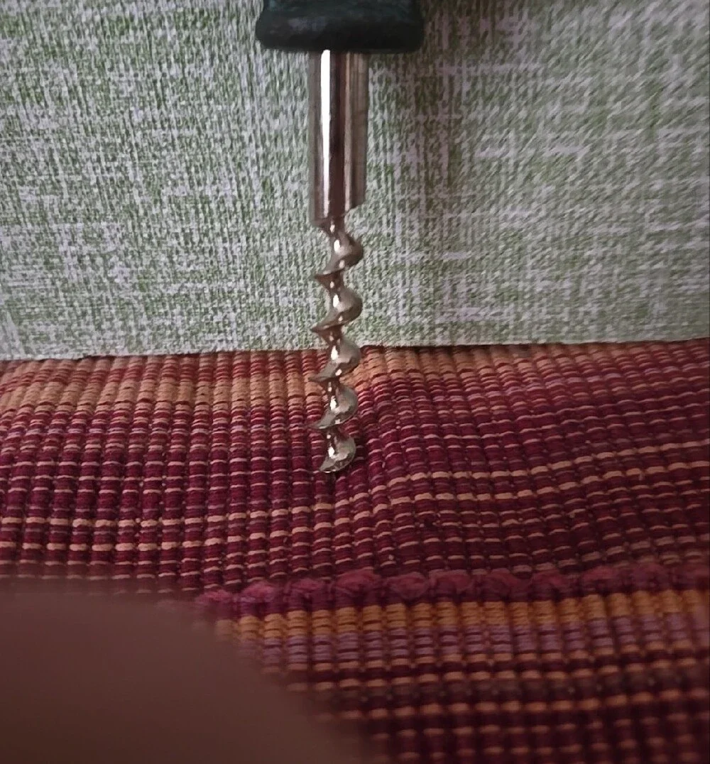 Vintage Black Heart-Handle Cast Iron collectable Corkscrew Home Bar Acessory